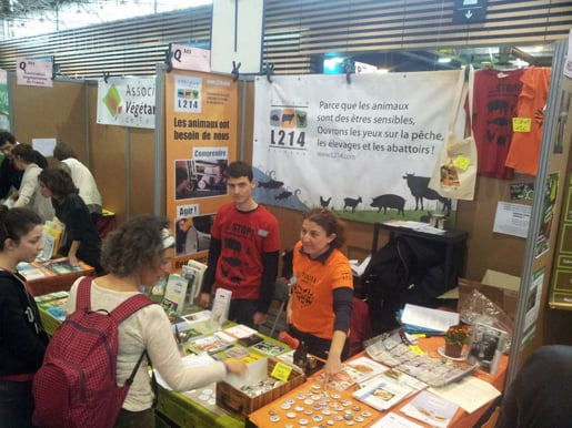 Photo du stand L214 au Salon Primevère 2013